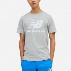 купить Футболка New Balance Essentials Stacked Logo MT01575AG L Серая (193362688310)